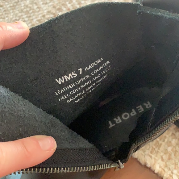 REPORT Leather Chelsea Boots - Picture 9 of 11